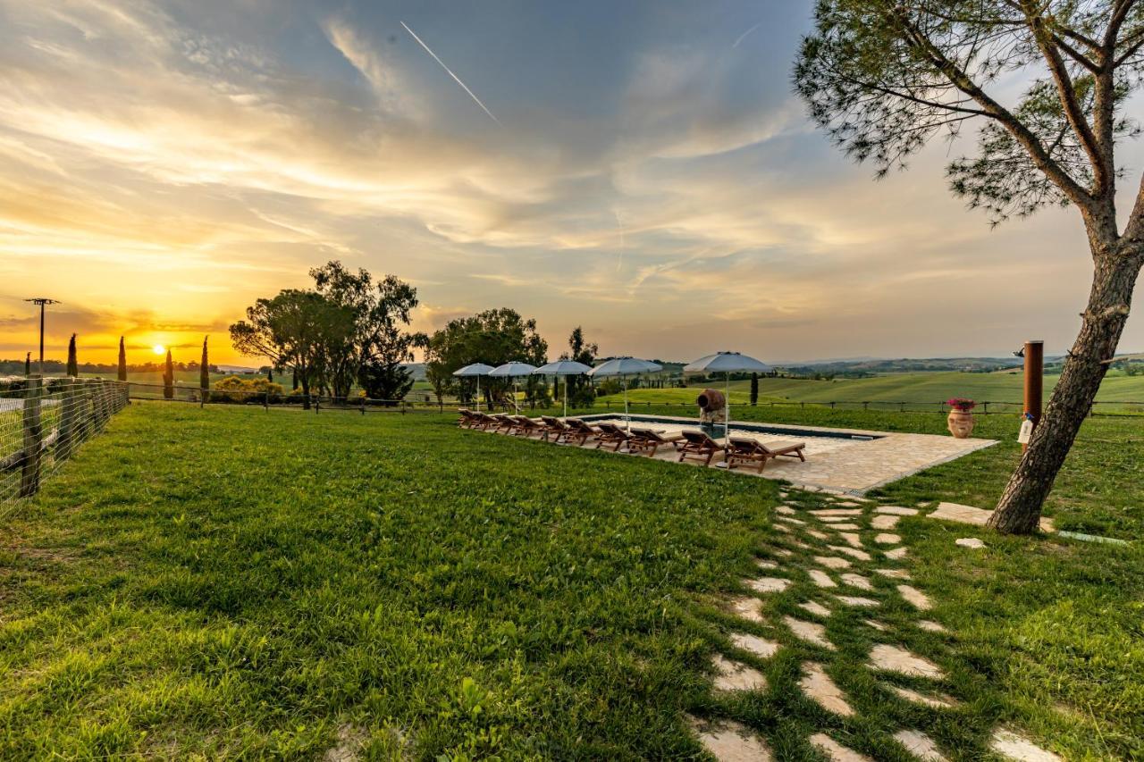 Wine Resort Colsereno Montalcino Luaran gambar